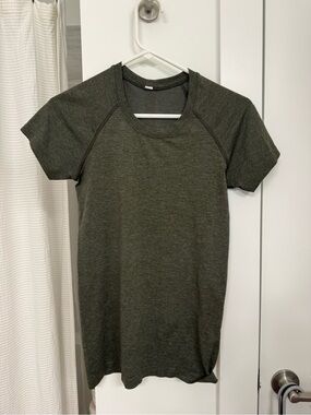 Lululemon swiftly short sleeve olive green army green